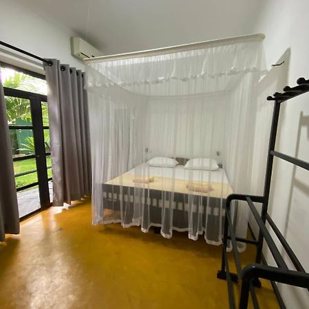 Pearl Villa Rooms&Hostel Unawatuna Esterno foto
