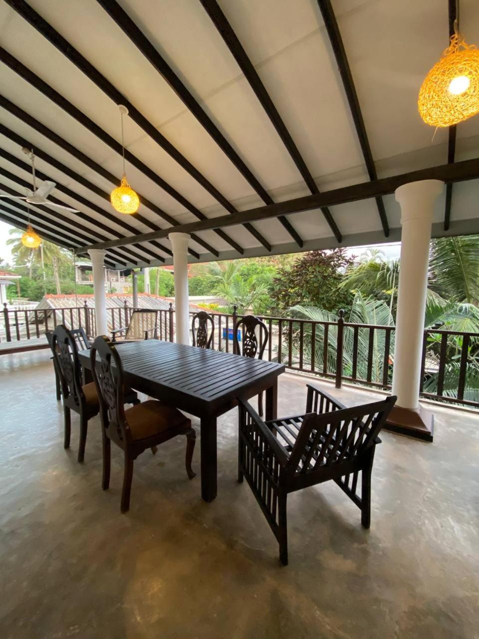 Pearl Villa Rooms&Hostel Unawatuna Esterno foto