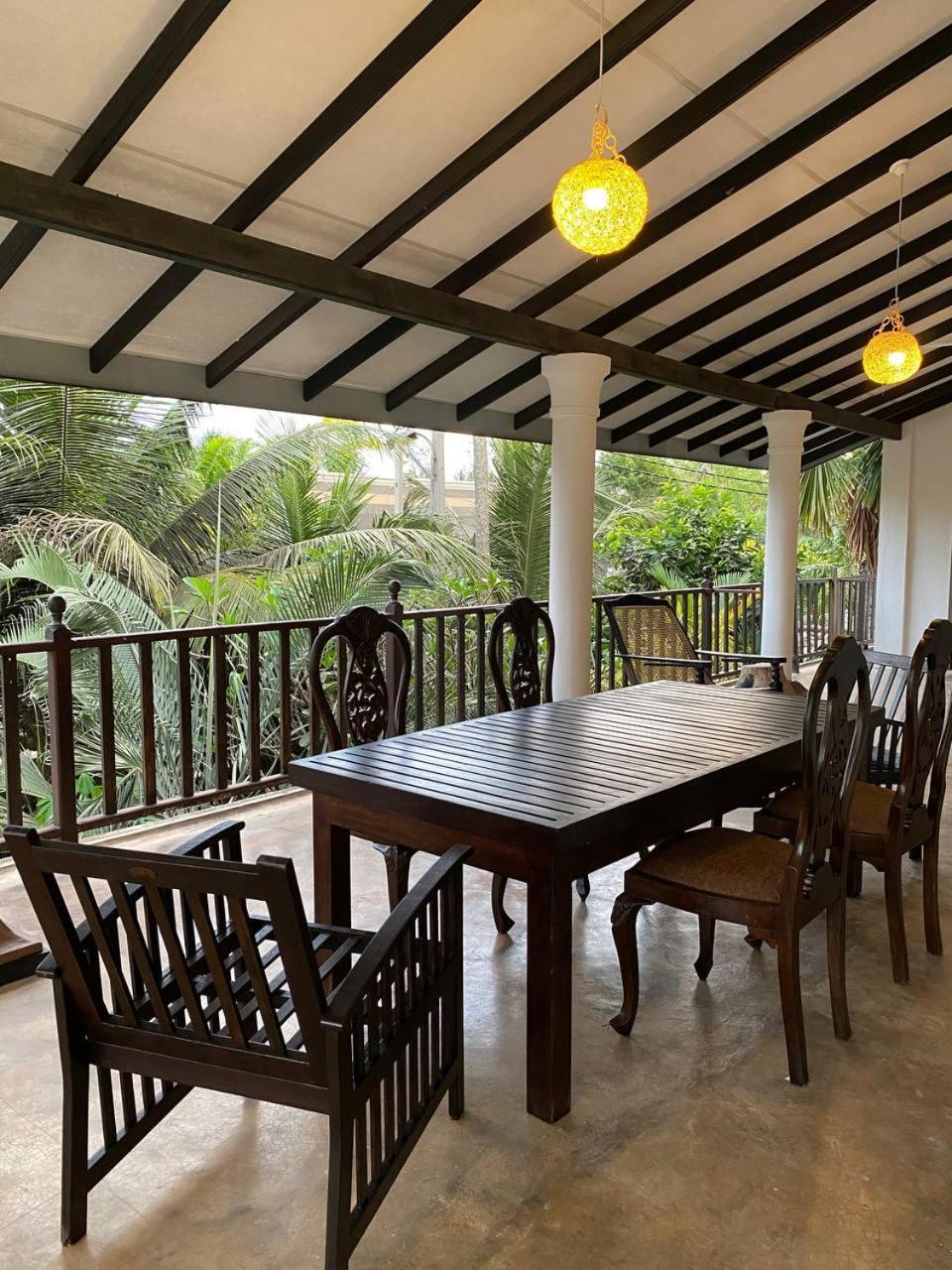 Pearl Villa Rooms&Hostel Unawatuna Esterno foto