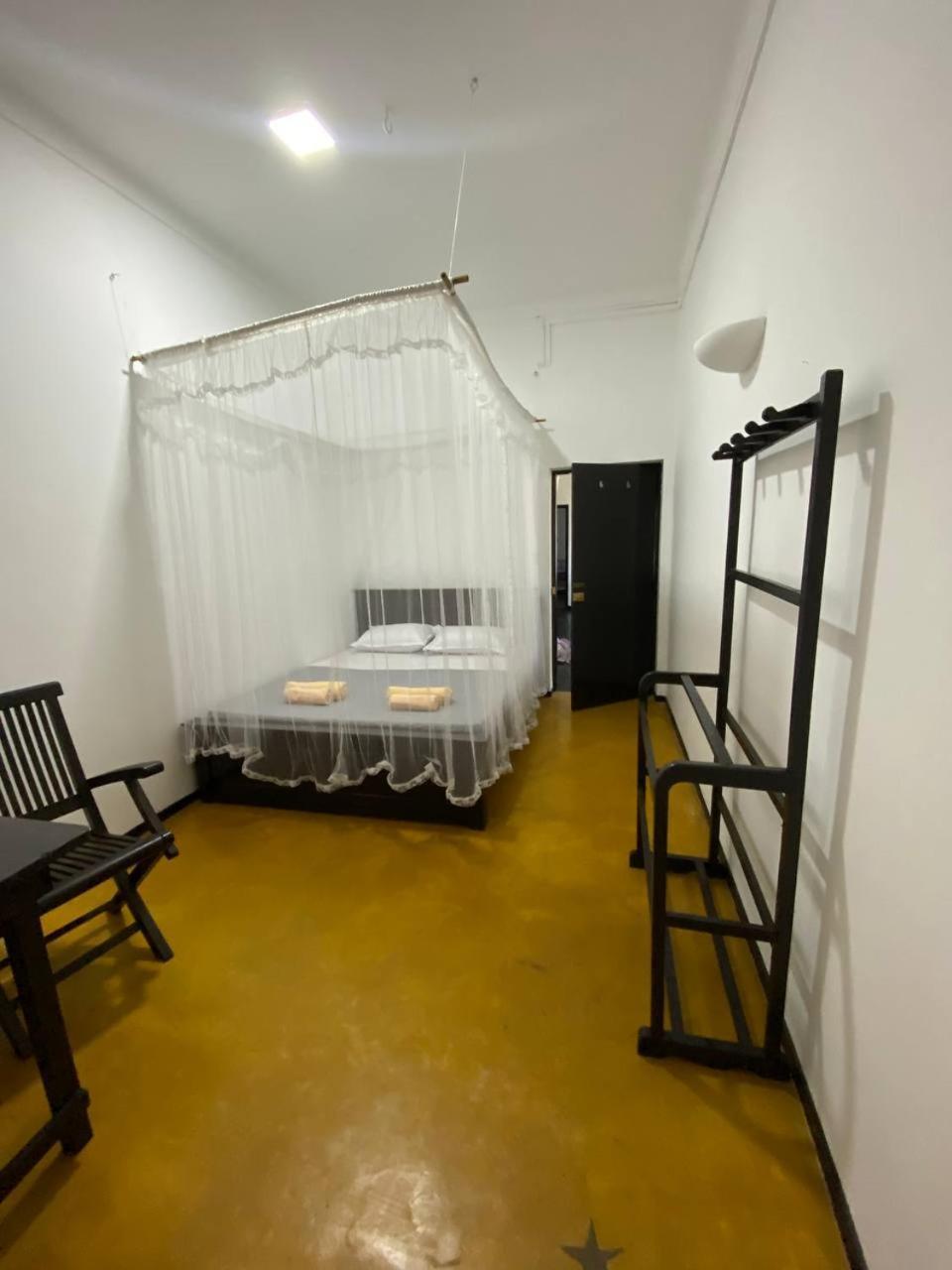 Pearl Villa Rooms&Hostel Unawatuna Esterno foto