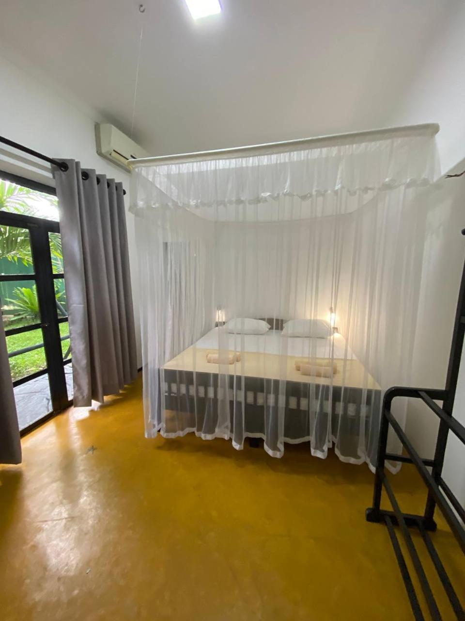 Pearl Villa Rooms&Hostel Unawatuna Esterno foto
