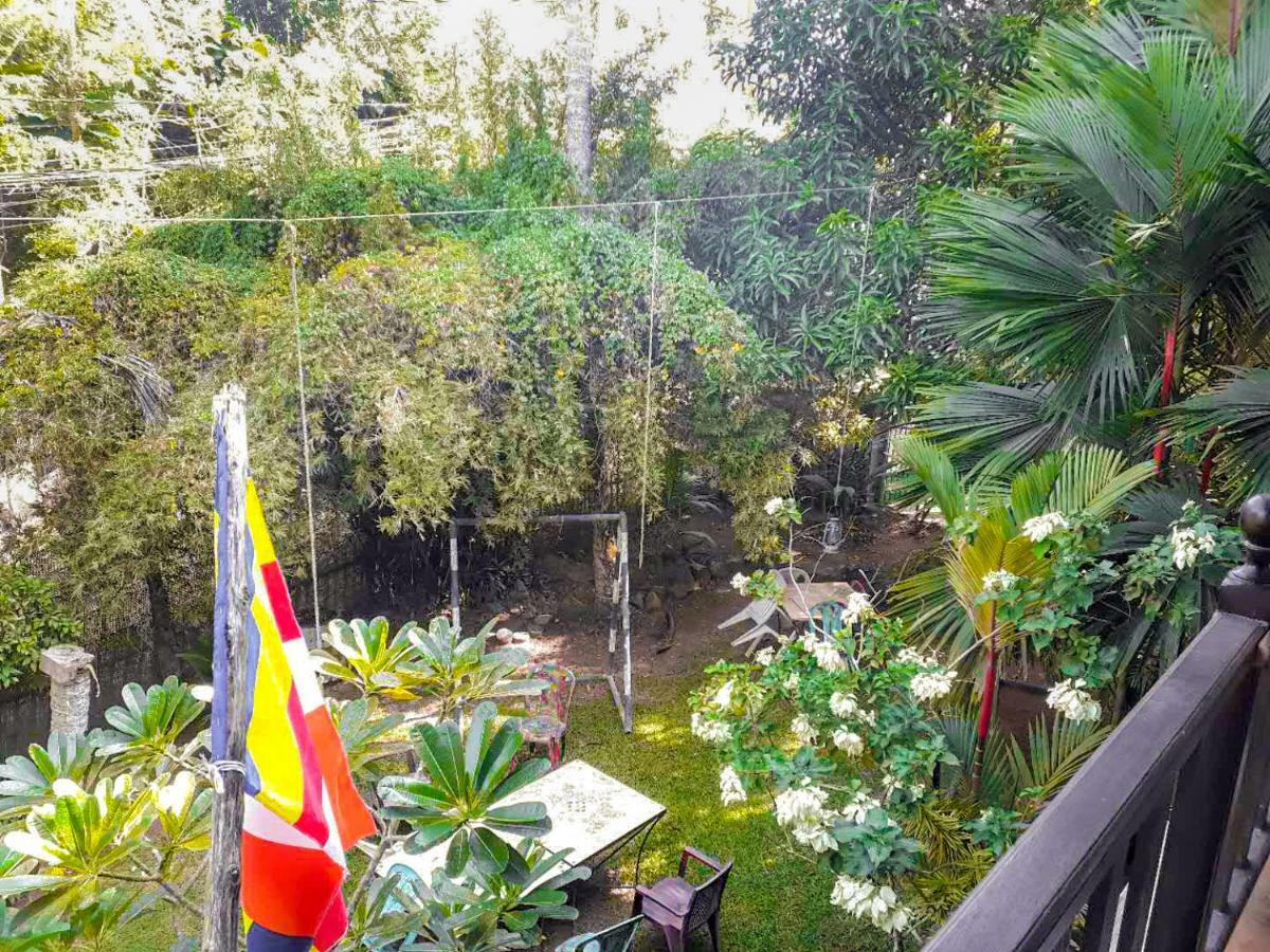 Pearl Villa Rooms&Hostel Unawatuna Esterno foto
